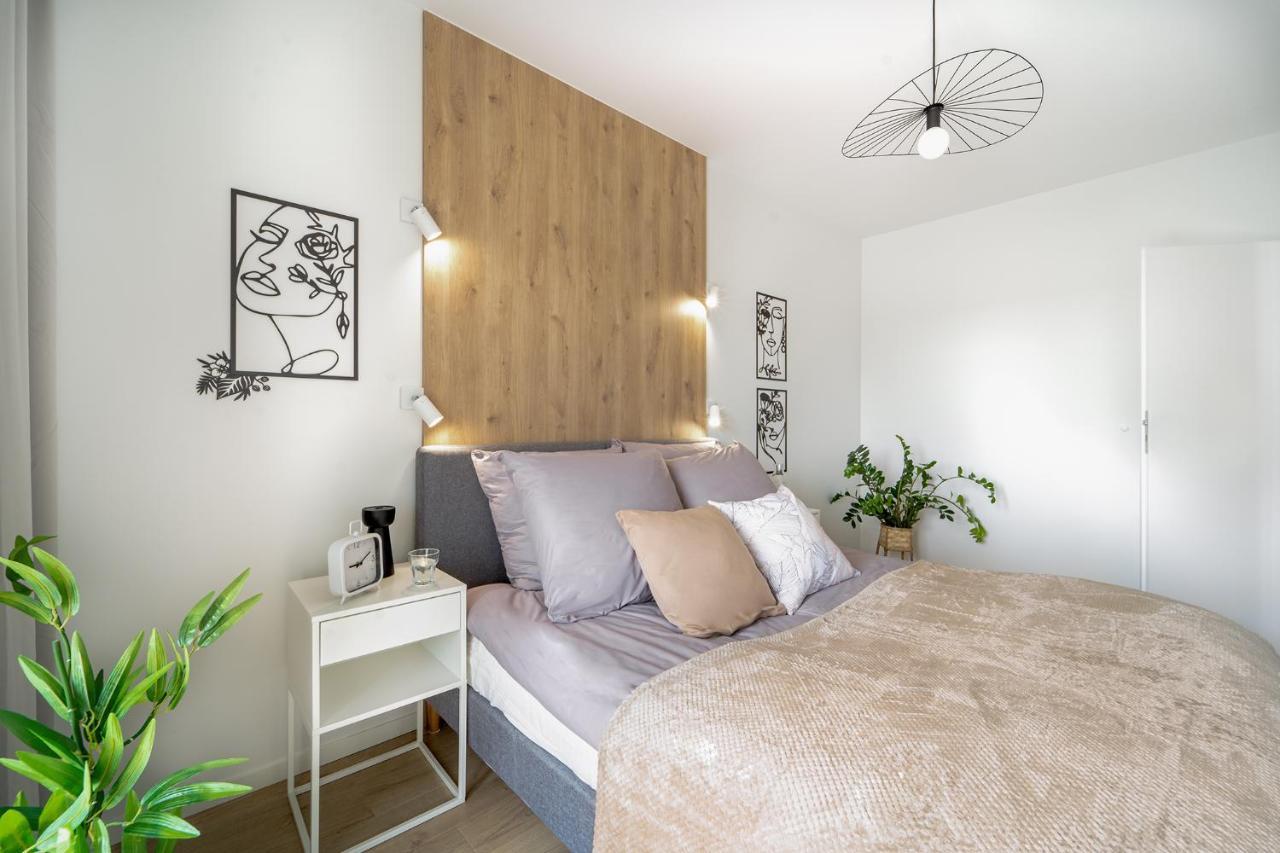 Apartament Kameralis Old Town - Klimatyzacja - Balkon - Winda Elblag Exteriör bild